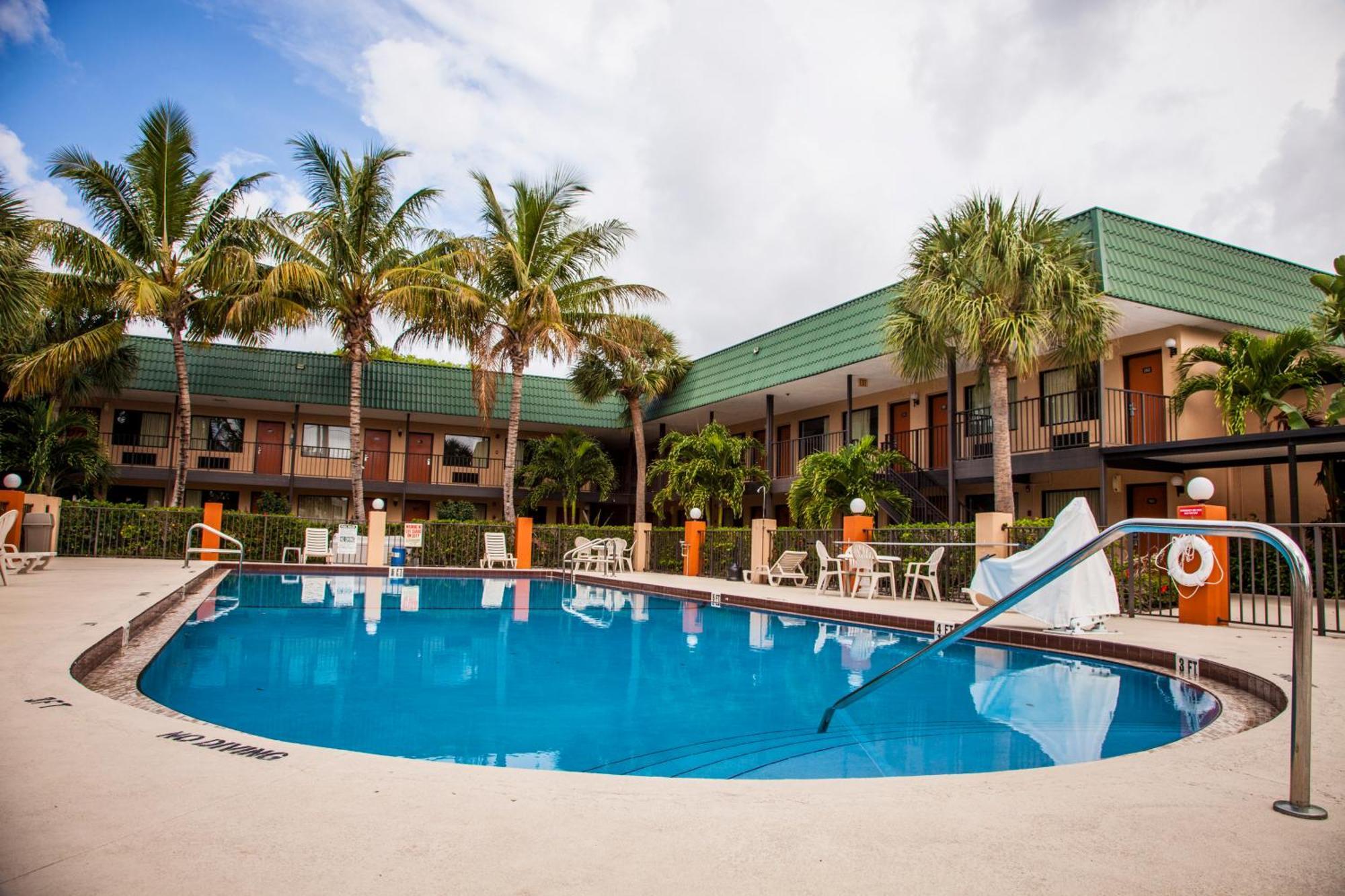 ซูเปอร์ 8 บาย วินด์แฮม นอร์ท ปาล์ม บีช Motel นอร์ธปาล์มบีช ภายนอก รูปภาพ
